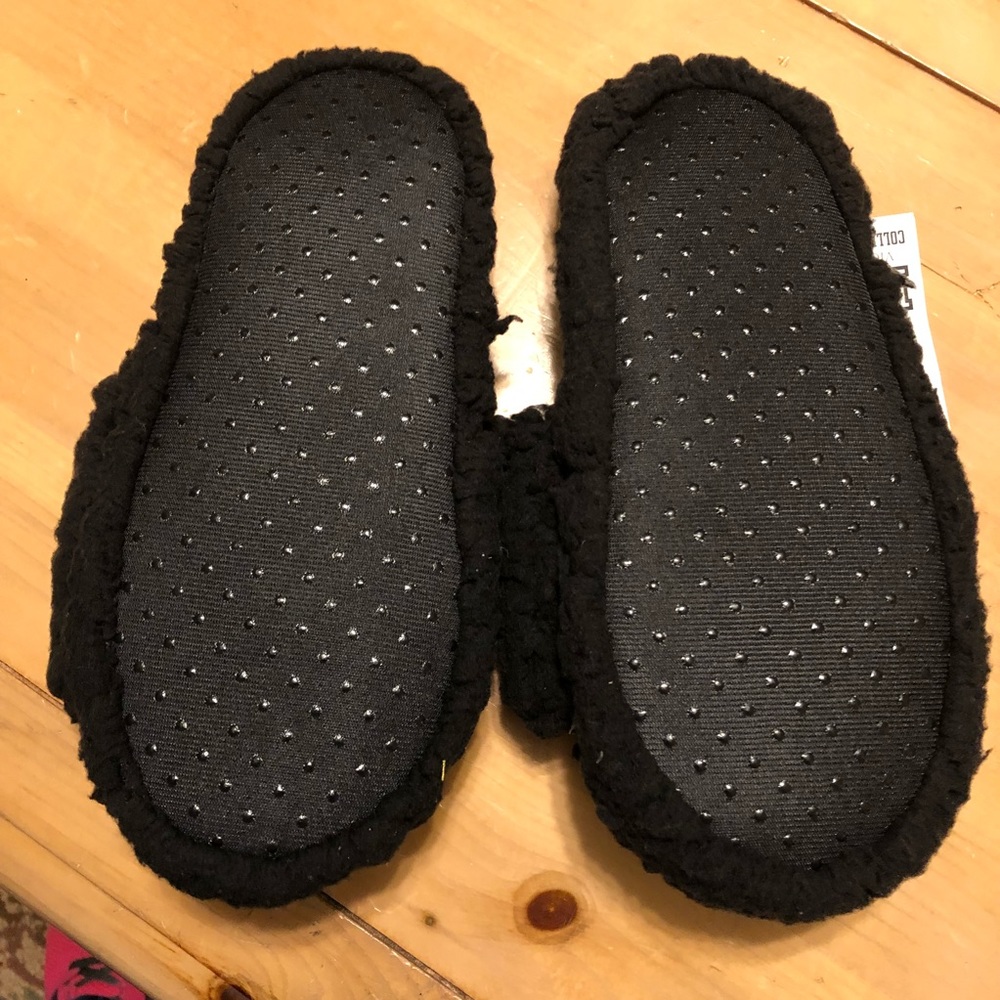 ✂️SOLD✂️Victoria’s Secret UK Slippers - Picture 3 of 3